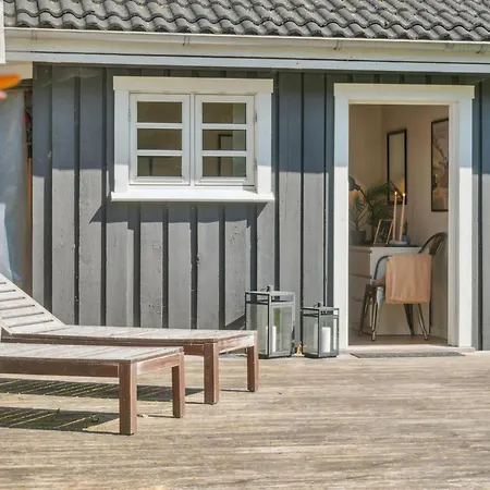 Tatil Evi Veljan - 1-2km From The Sea By Interhome