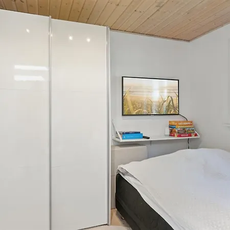 Veljan - 1-2km From The Sea By Interhome Holiday home *